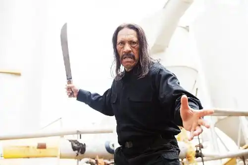Machete zabíja