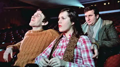 Brunet wieczorową porą