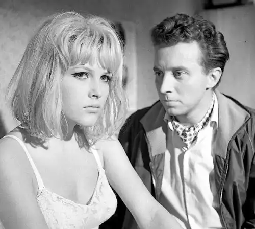 Slečny přijdou později